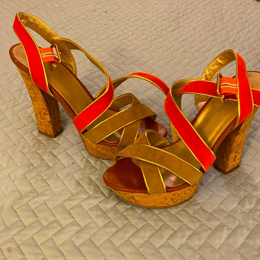 Orange & Brown w Gold accent Cork Heels Size 9.